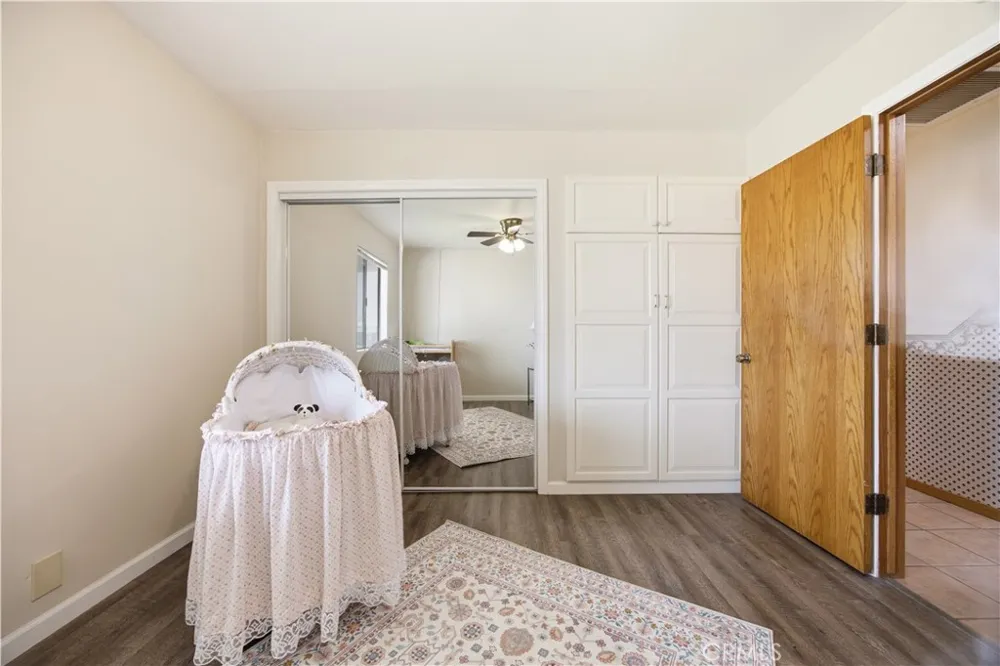10170 Maude Ave Sunland, CA 91040
