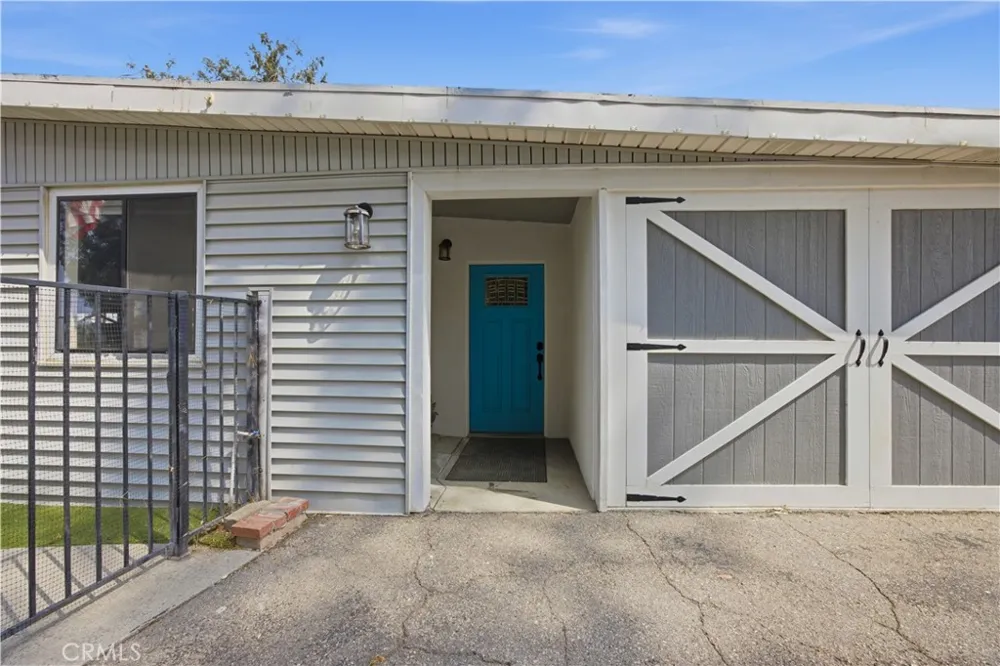 10170 Maude Ave Sunland, CA 91040