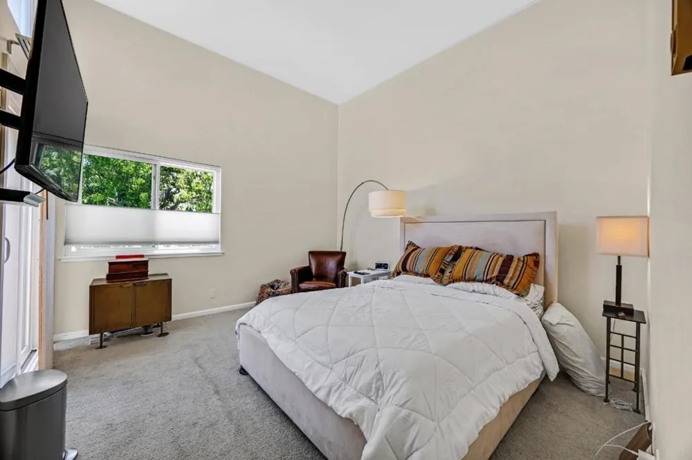 2247 Armada Way San Mateo, CA 94404