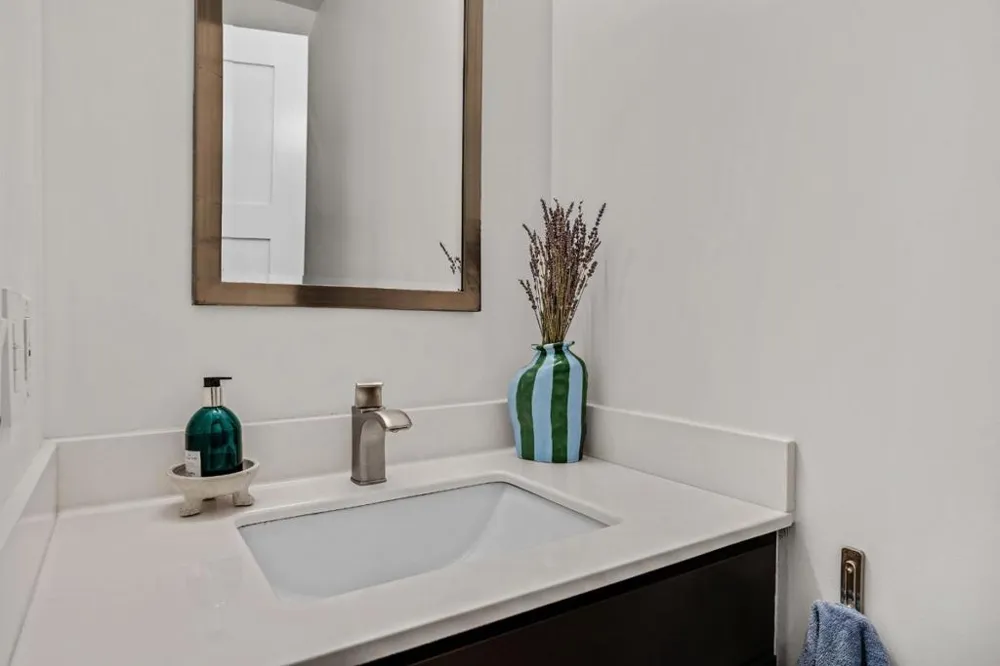 2247 Armada Way San Mateo, CA 94404