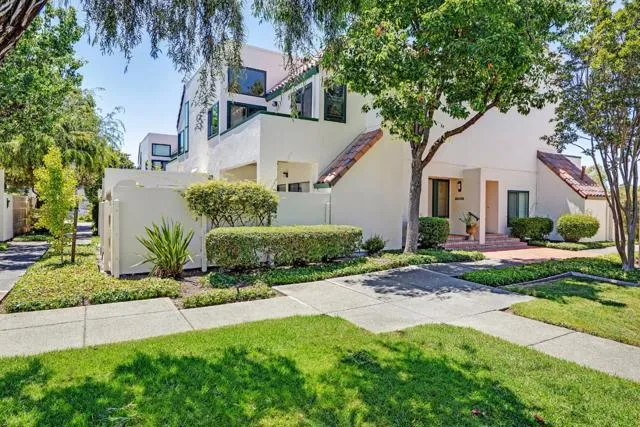 2247 Armada Way San Mateo, CA 94404