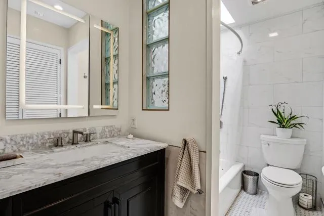 2247 Armada Way San Mateo, CA 94404