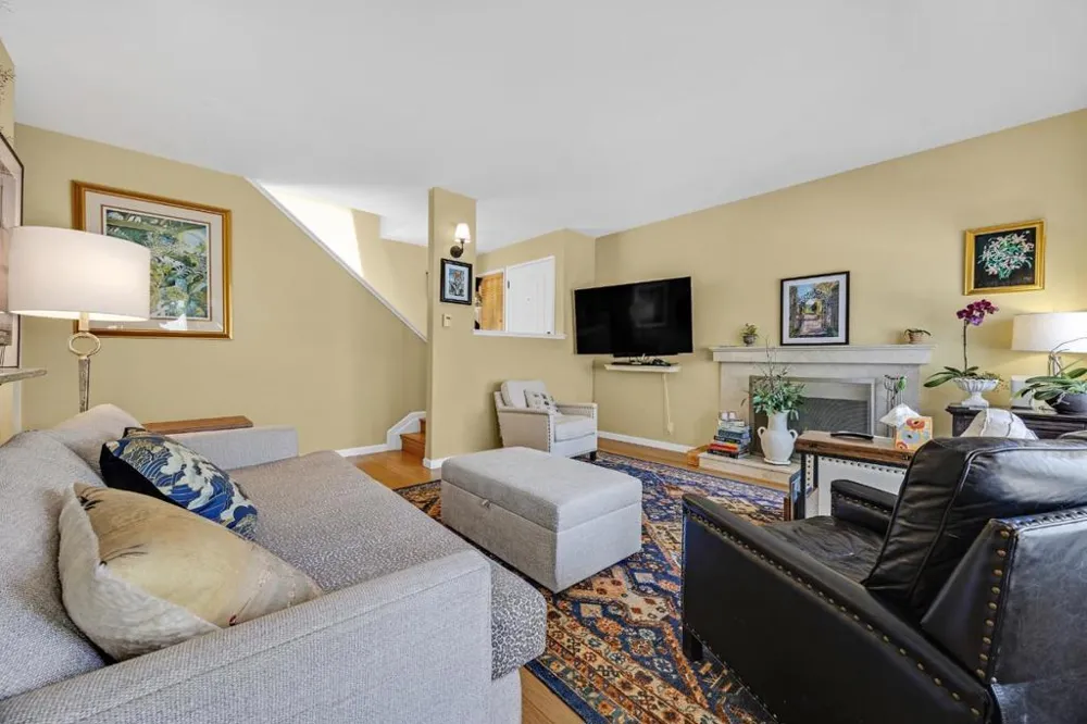 2247 Armada Way San Mateo, CA 94404