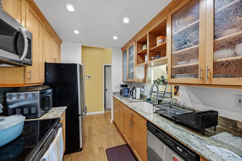 2247 Armada Way San Mateo, CA 94404