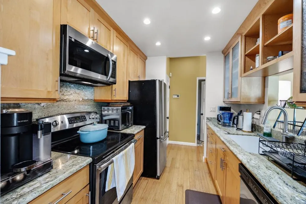 2247 Armada Way San Mateo, CA 94404