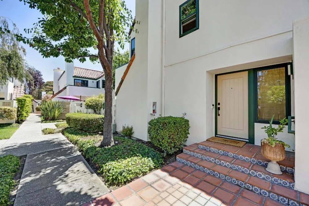 2247 Armada Way San Mateo, CA 94404