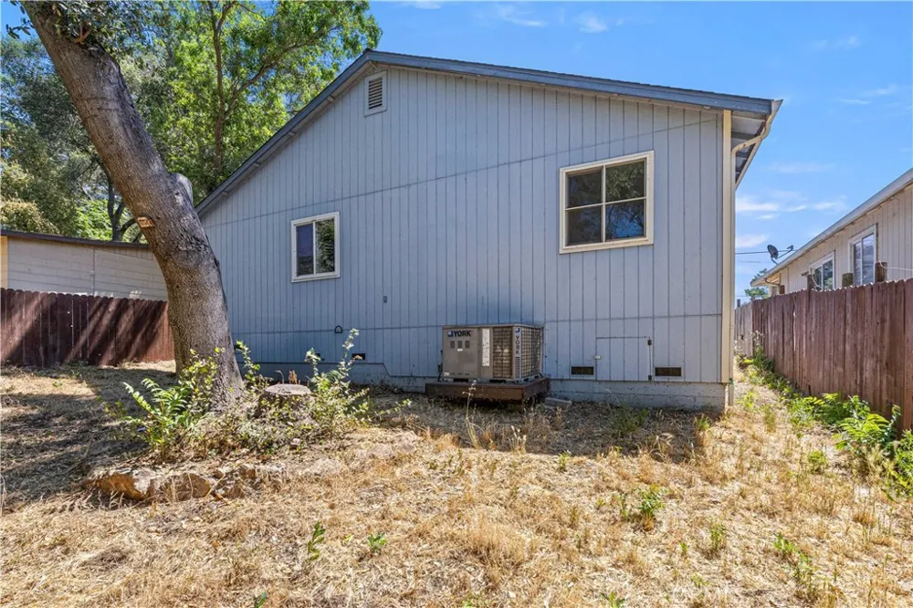 3605 Vista Clearlake, CA 95422