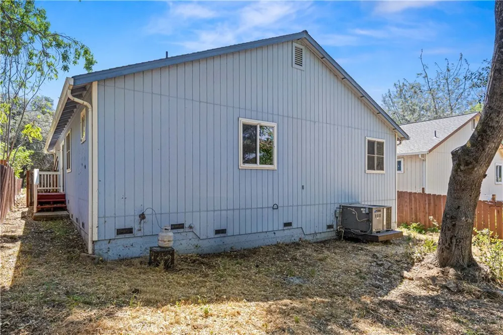 3605 Vista Clearlake, CA 95422