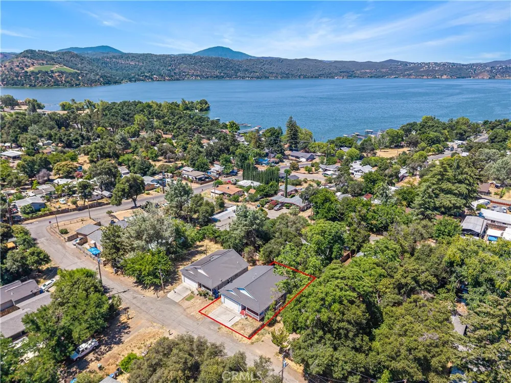3605 Vista Clearlake, CA 95422