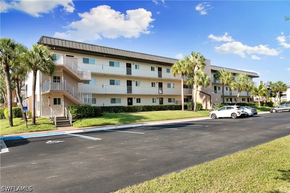 Manatee Road #G103 Naples, FL 34114