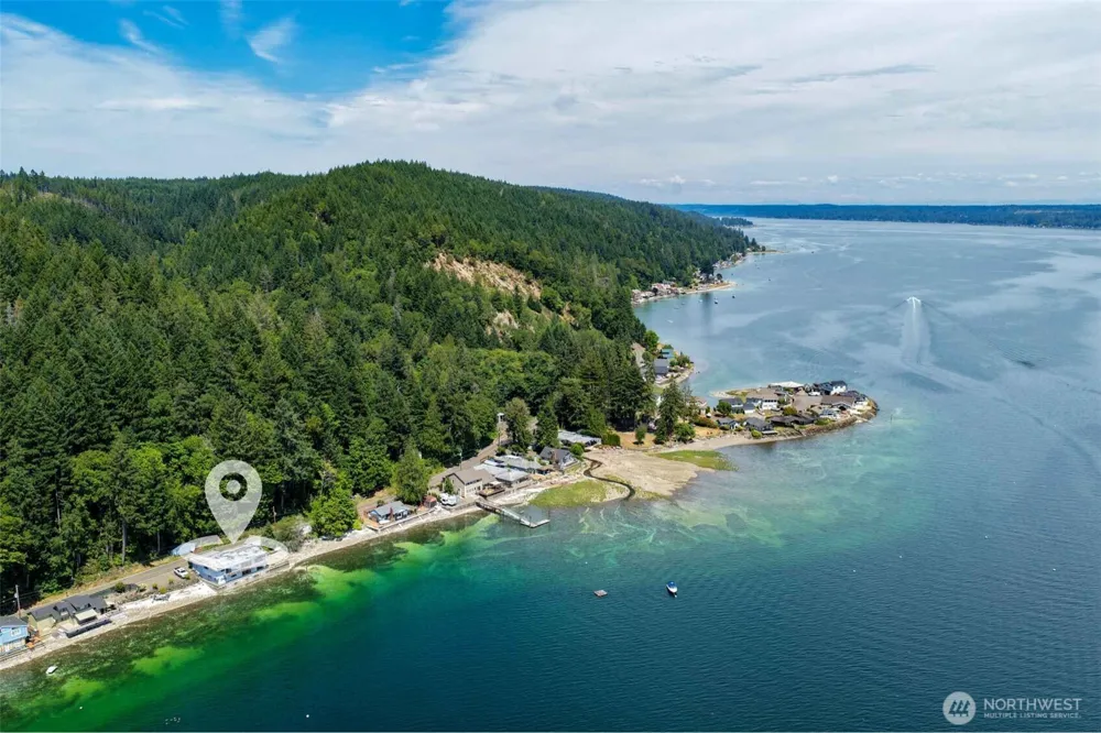 8361 NE North Shore Road Belfair, WA 98528