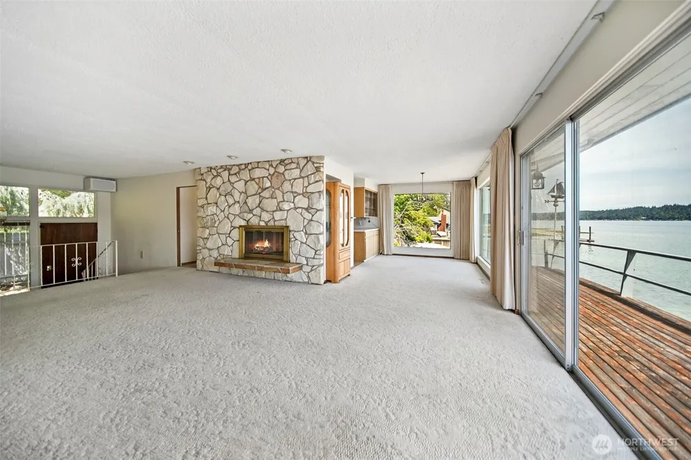 8361 NE North Shore Road Belfair, WA 98528