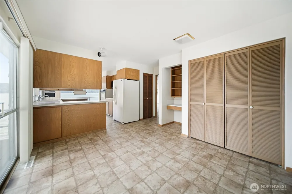 8361 NE North Shore Road Belfair, WA 98528