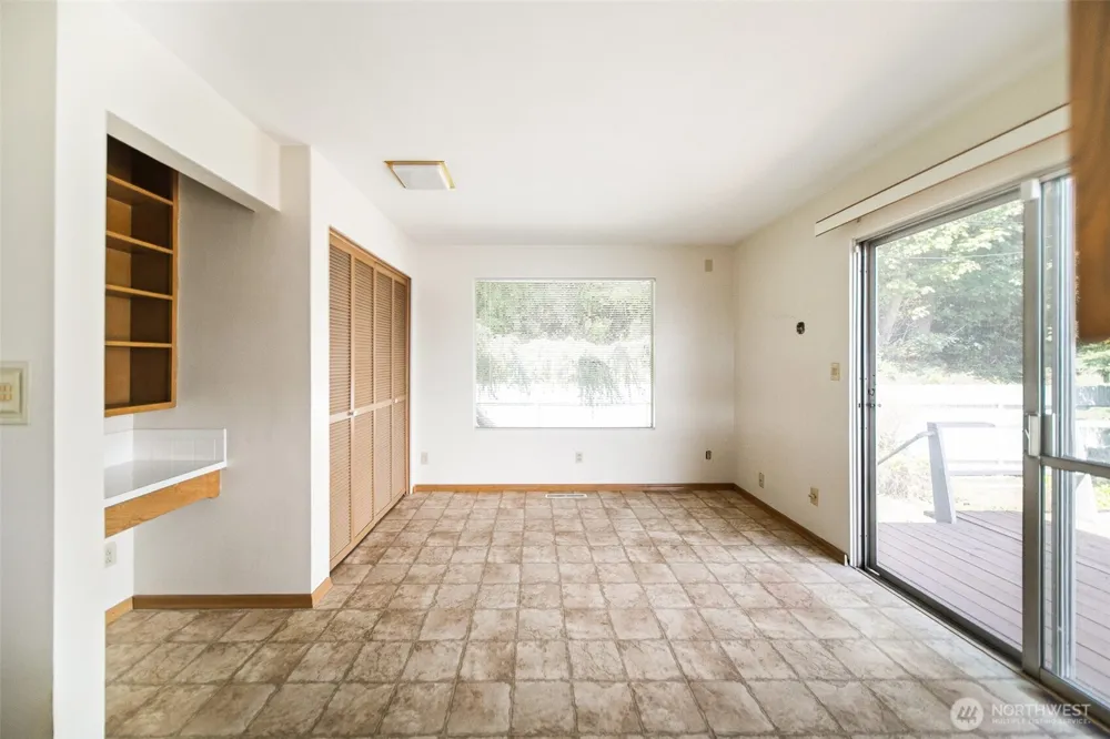 8361 NE North Shore Road Belfair, WA 98528