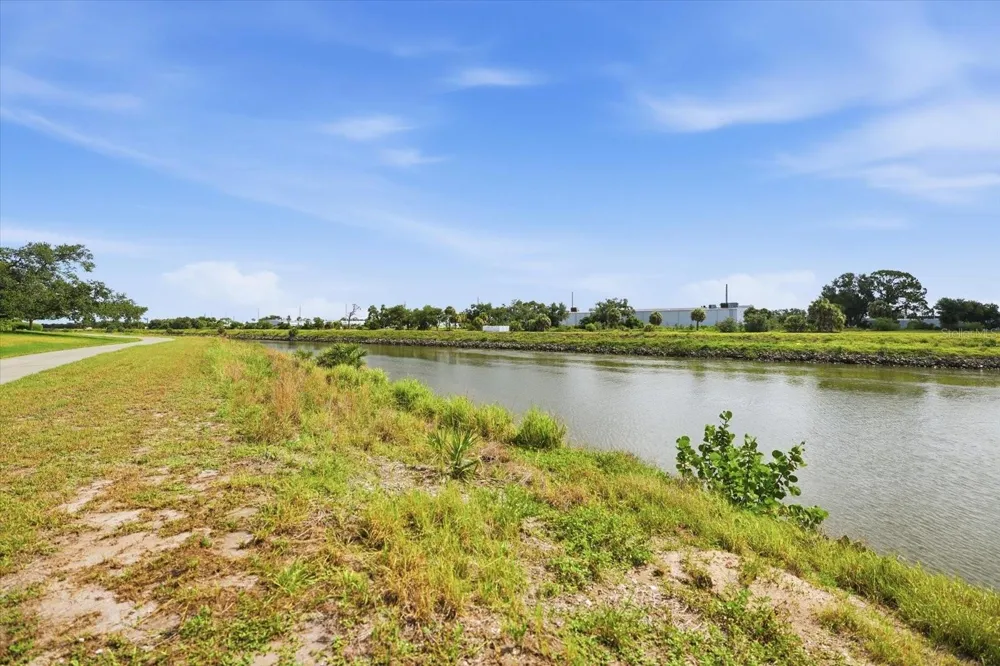 210 RIO TERRA Venice, FL 34285