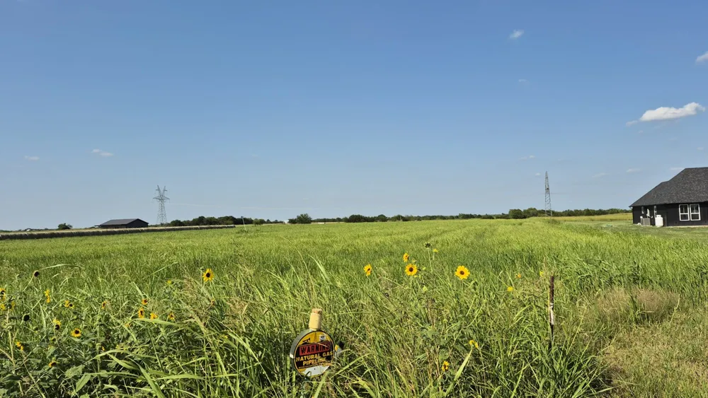 691 FARMER ROAD Ennis, TX 75119