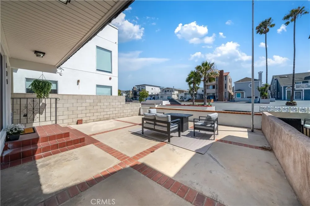 920 W Balboa Newport Beach, CA 92661