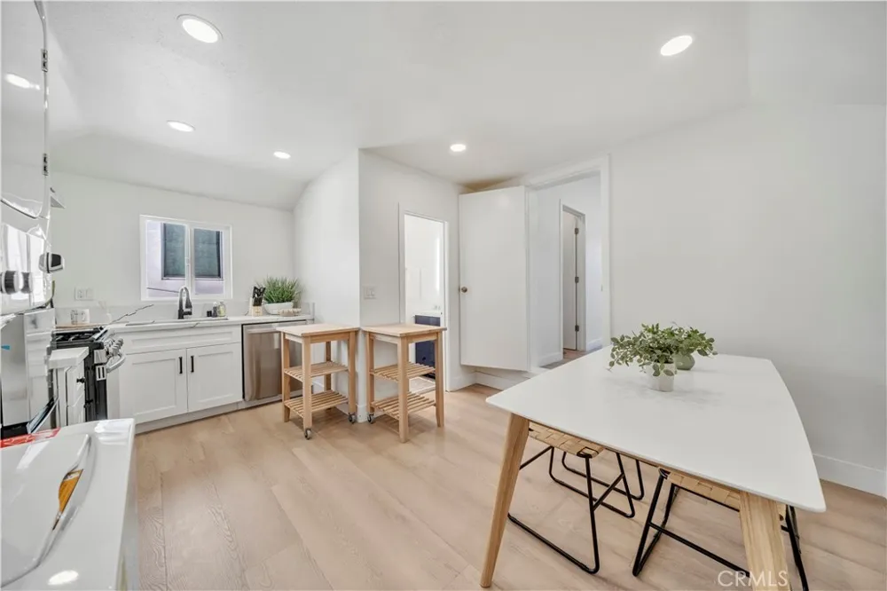 920 W Balboa Newport Beach, CA 92661