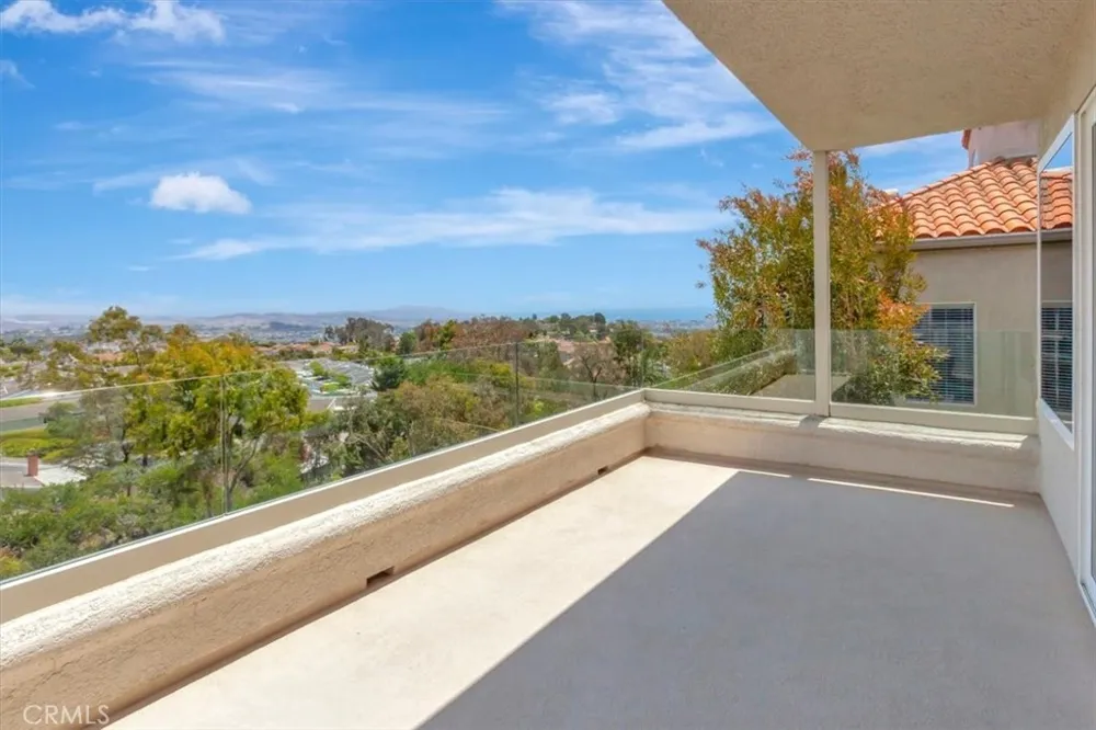 40 Marseille Laguna Niguel, CA 92677