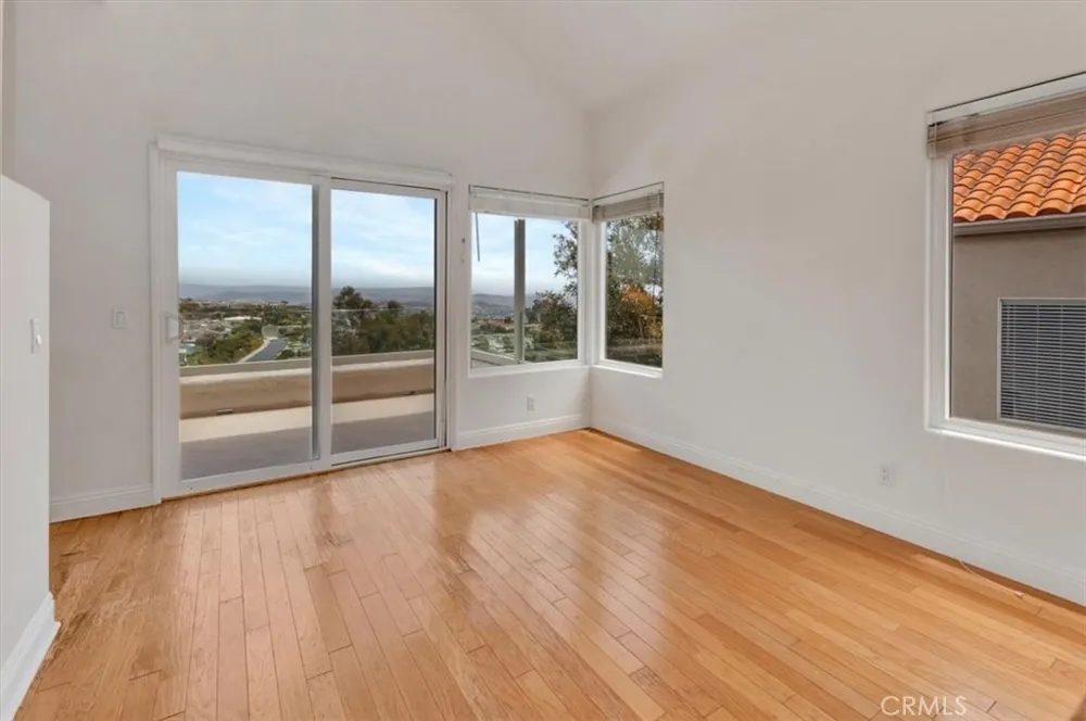 40 Marseille Laguna Niguel, CA 92677