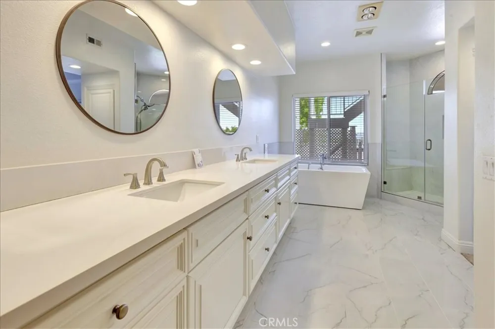 40 Marseille Laguna Niguel, CA 92677