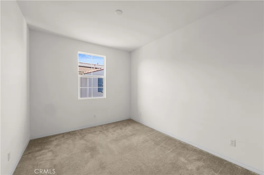7100 Montecito Lane Eastvale, CA 92880