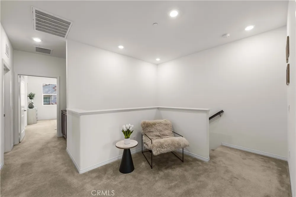 7100 Montecito Lane Eastvale, CA 92880