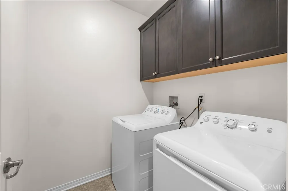7100 Montecito Lane Eastvale, CA 92880