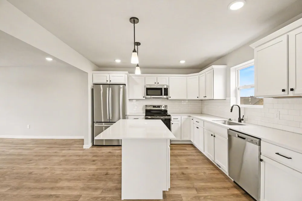 7068 Pileated Drive Caledonia, MI 49316