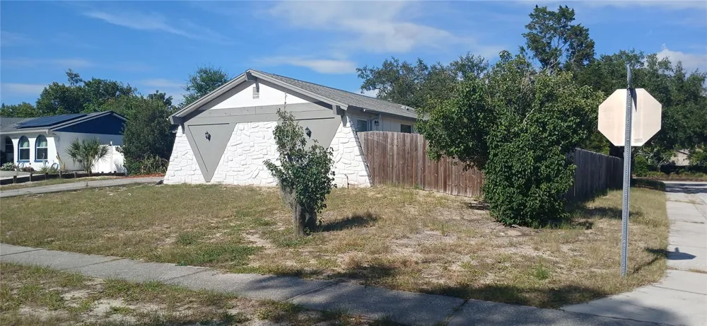 1019 PENINSULA ROAD Tarpon Springs, FL 34689