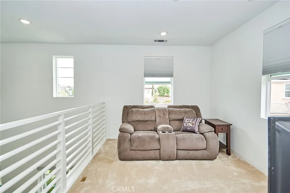 16378 Embark Way Chino, CA 91708