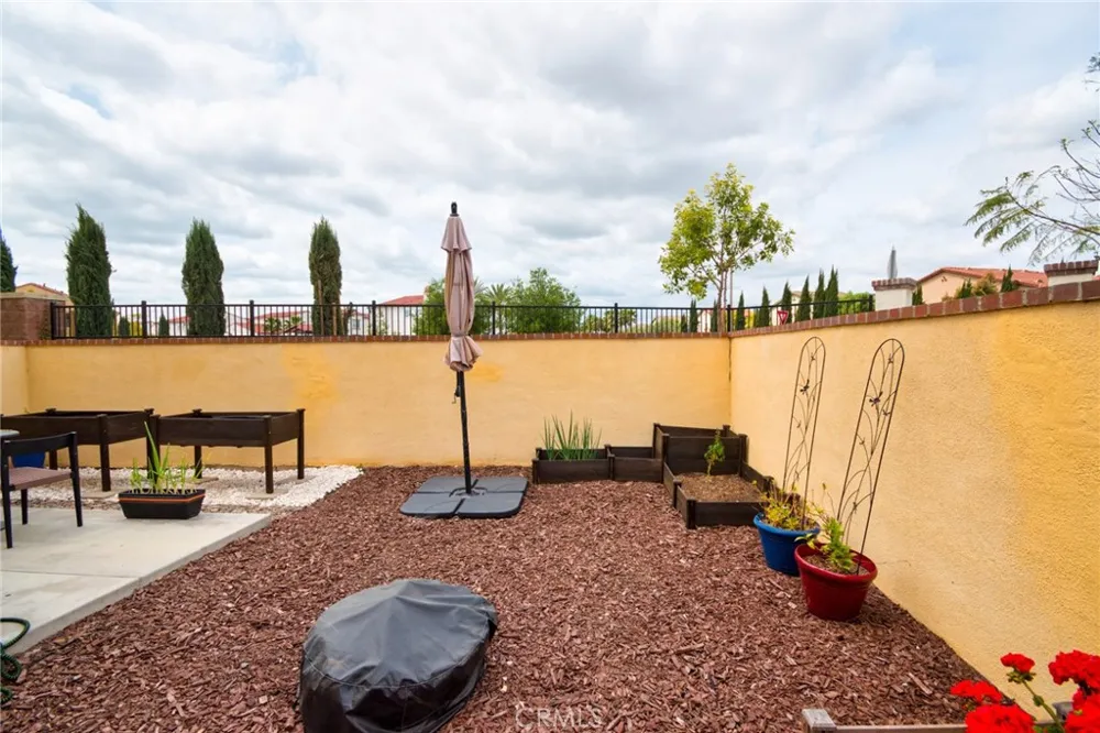 16378 Embark Way Chino, CA 91708