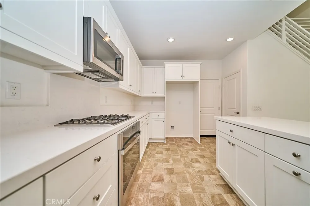 16378 Embark Way Chino, CA 91708