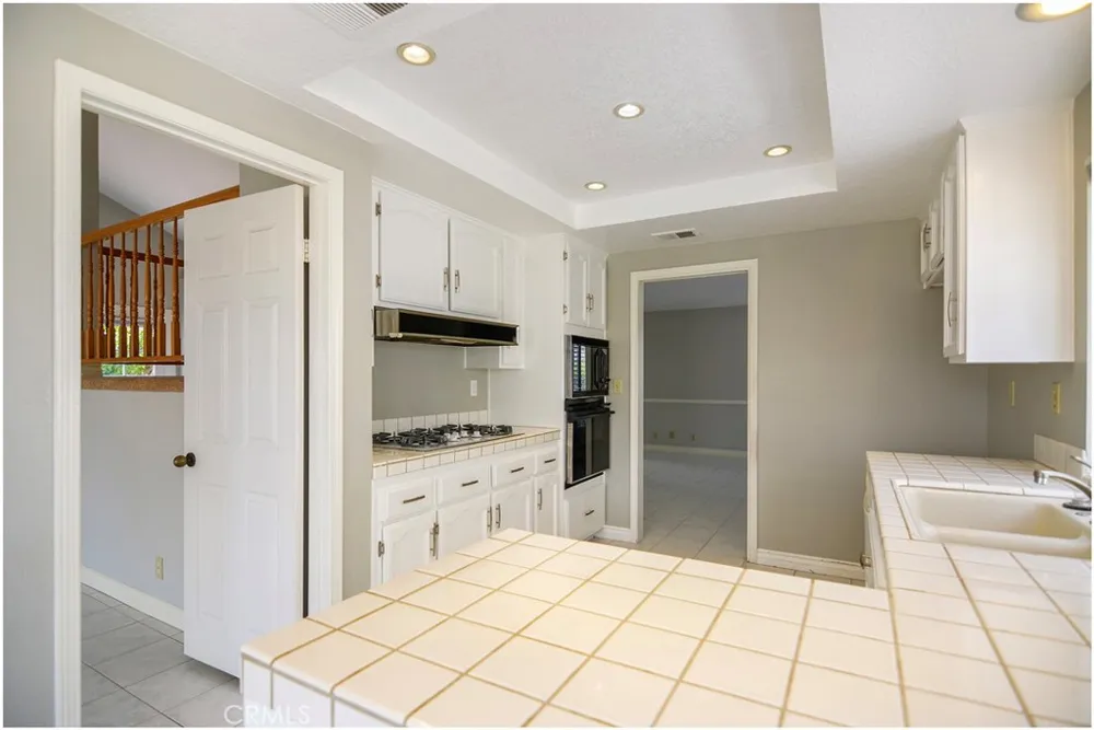 24241 Tama Lane Laguna Niguel, CA 92677