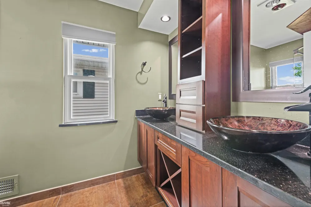 7741 Colony Drive Clay Township, MI 48001