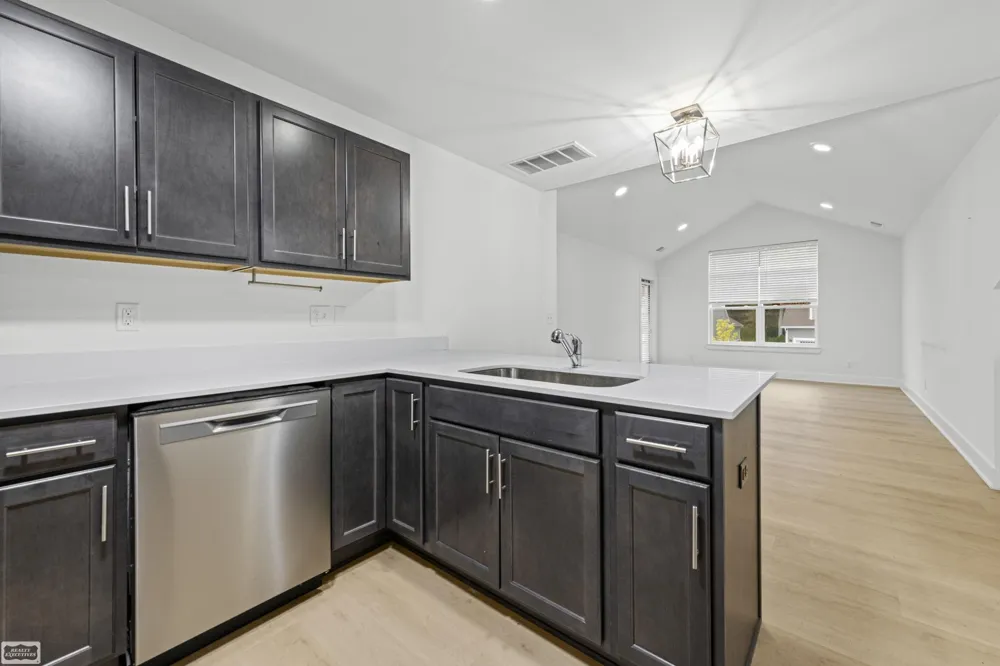 32956 Antrim Drive Chesterfield Township, MI 48047