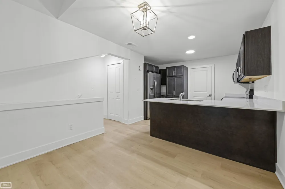 32956 Antrim Drive Chesterfield Township, MI 48047