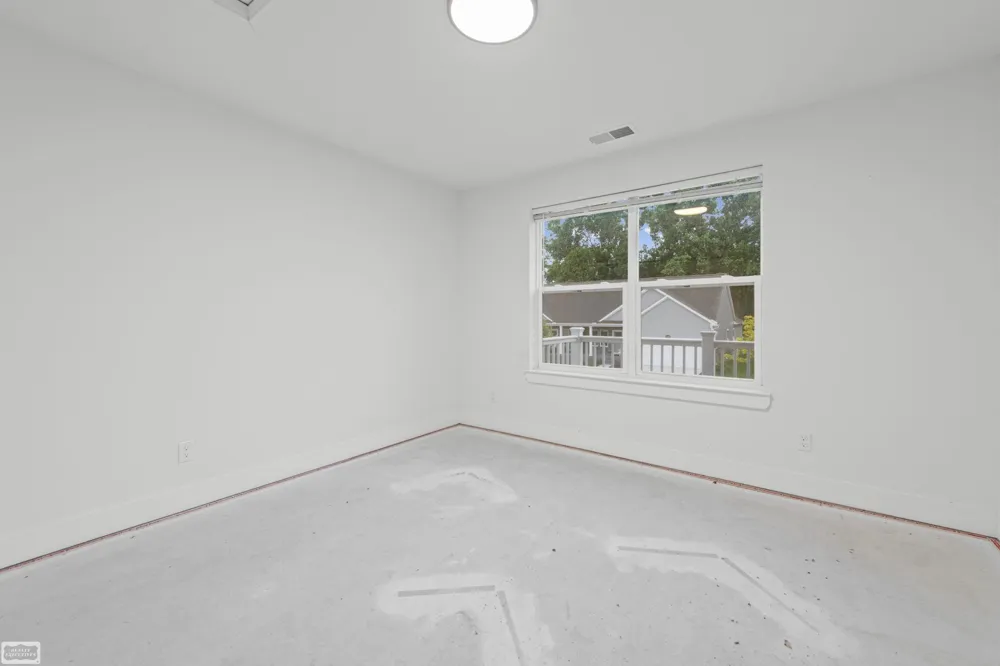32956 Antrim Drive Chesterfield Township, MI 48047
