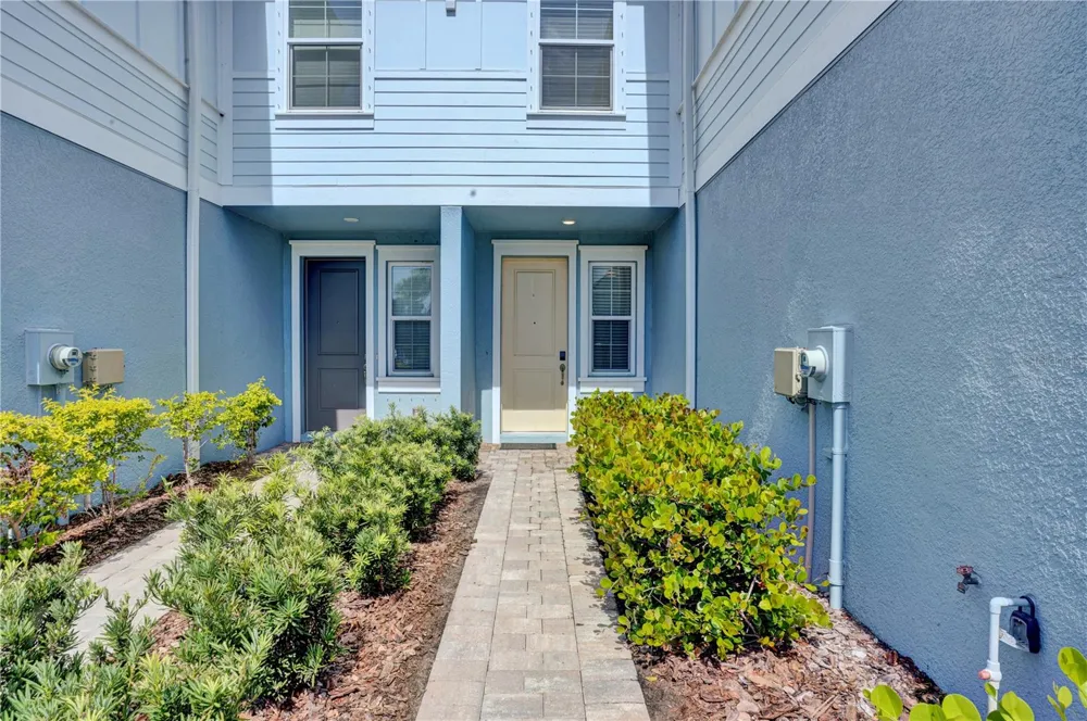 4020 VIA SIENNA CIRCLE Sarasota, FL 34243
