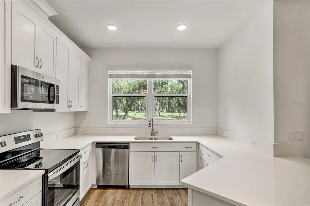 4020 VIA SIENNA CIRCLE Sarasota, FL 34243