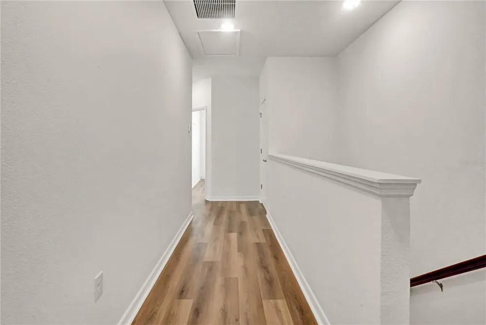 4020 VIA SIENNA CIRCLE Sarasota, FL 34243