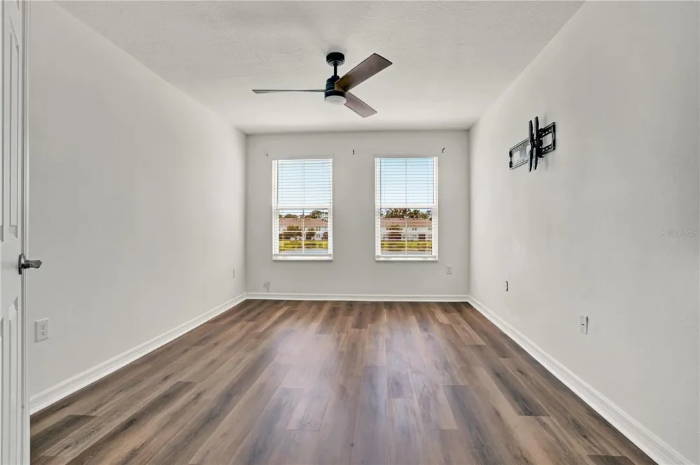 4020 VIA SIENNA CIRCLE Sarasota, FL 34243