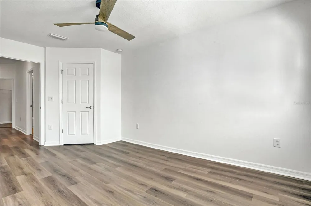 4020 VIA SIENNA CIRCLE Sarasota, FL 34243