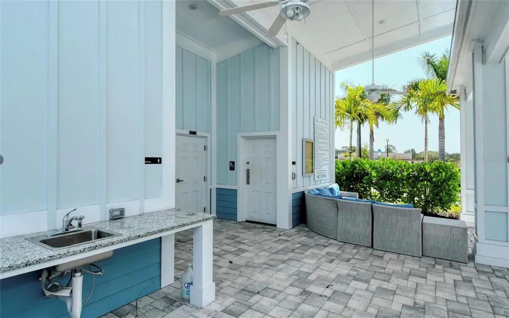 4020 VIA SIENNA CIRCLE Sarasota, FL 34243