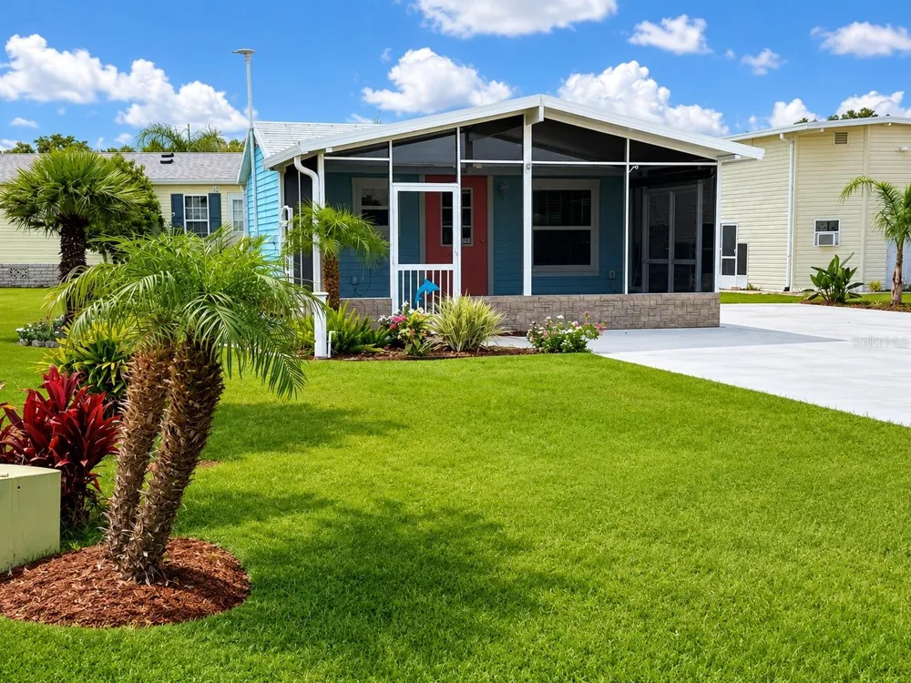 5245 ISLAND VIEW CIRCLE Polk City, FL 33868