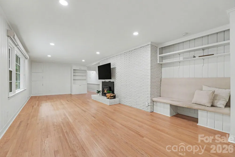 100 Malvern Court Winston Salem, NC 27106