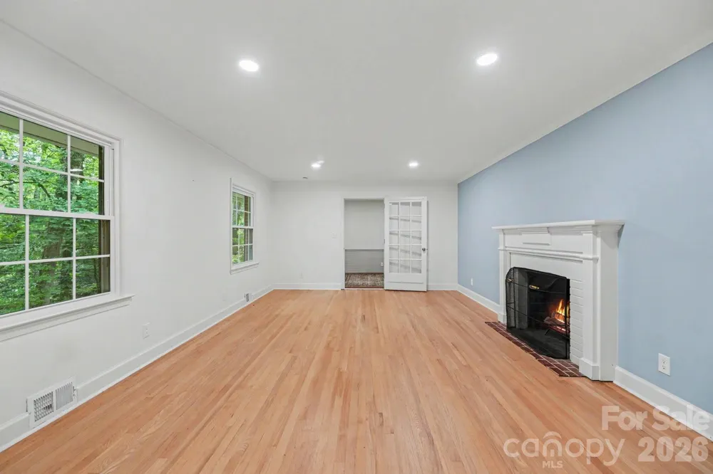 100 Malvern Court Winston Salem, NC 27106