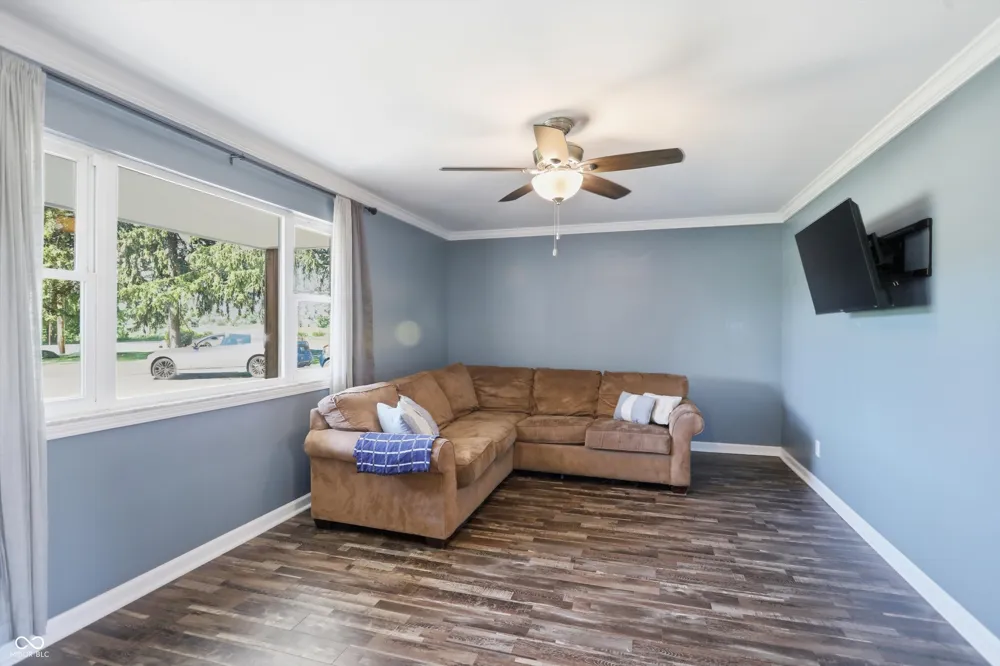 556 E 1000 Fortville, IN 46040