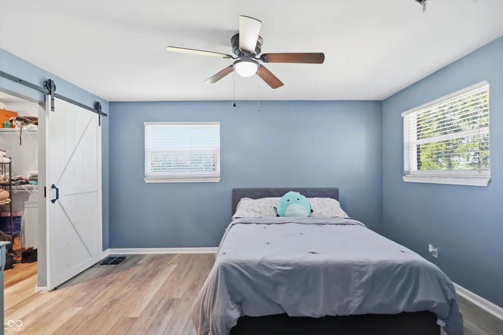 556 E 1000 Fortville, IN 46040