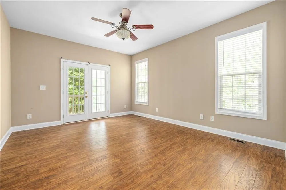 7913 Pea Ridge Road Lula, GA 30554